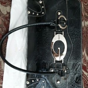 Guess  purse